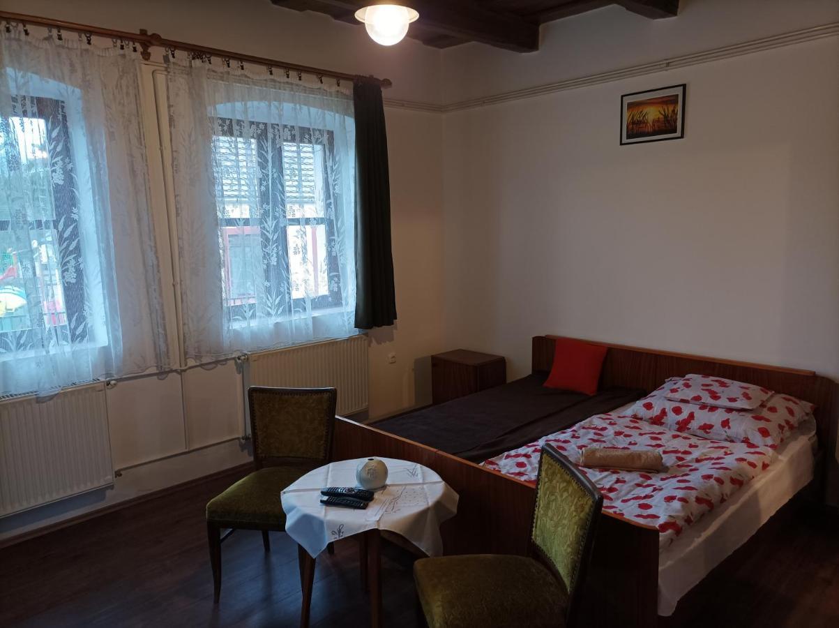 Kemences Vendeghaz Hotel Mikohaza Exterior foto